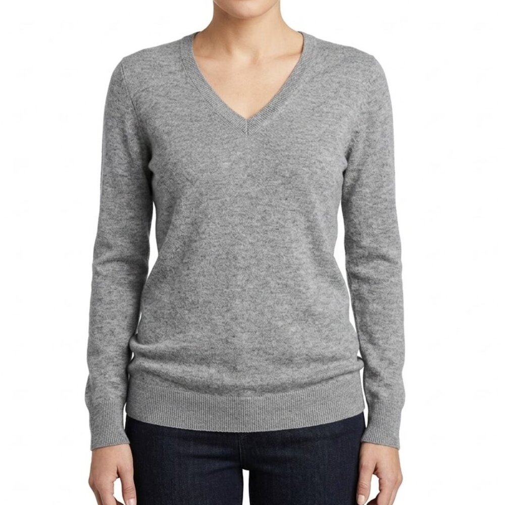 Ann Taylor Gray Merino Wool Blend V-Neck Sweater Size XL Minimalist Essentials